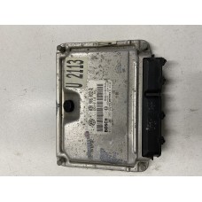 VOLKSWAGEN  LUPU 1.4 MOTOR BEYNİ  030906032R  0261207203